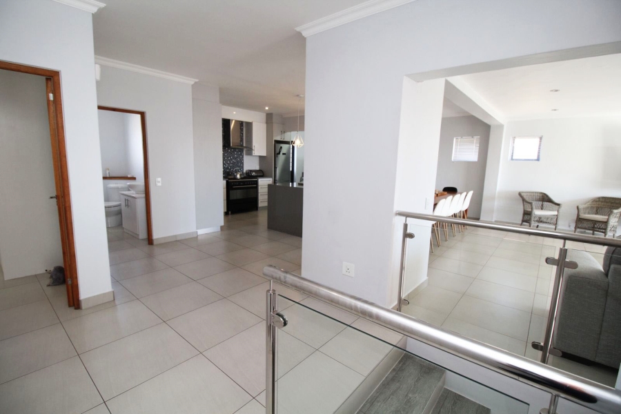 5 Bedroom Property for Sale in Calypso Beach Western Cape